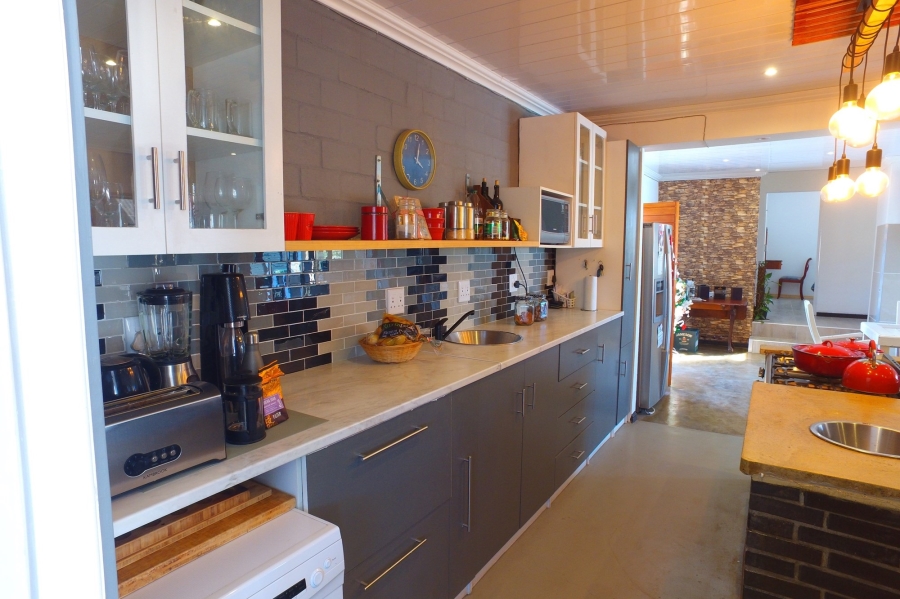 2 Bedroom Property for Sale in Franskraal Western Cape